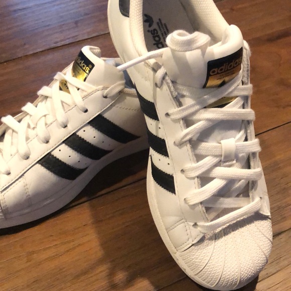 adidas superstar navy blue stripes